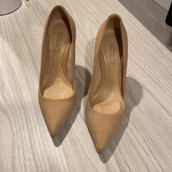 SCHUTZ Shoes - Schutz nude Suede shoes